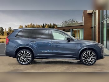 Used Volvo XC90 2025 for sale - 76498705: Photo