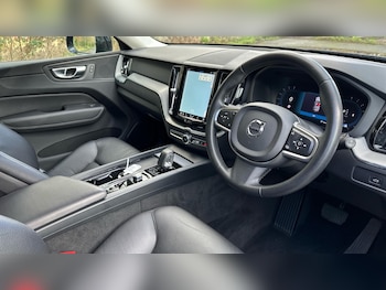 Used Volvo XC60 2023 for sale - 77267488: Photo