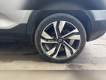 Used Volvo XC40 2025 for sale - 77723648: Photo