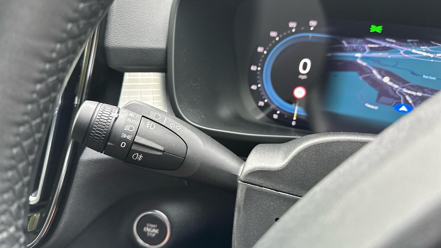 Used Volvo XC40 2022 for sale - 76942699: Photo 20