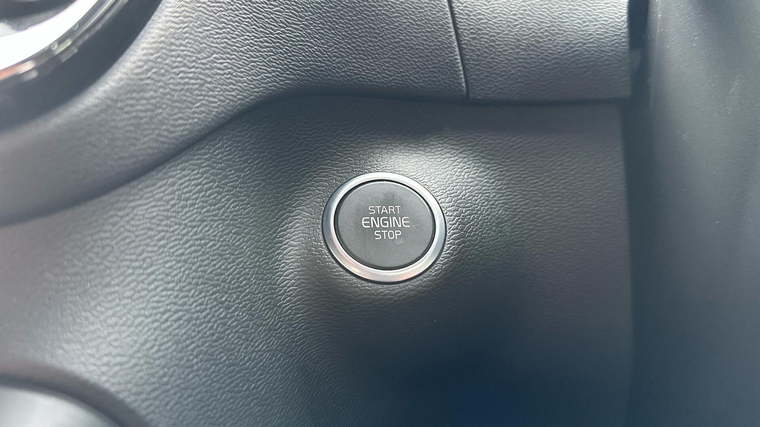 Used Volvo XC40 2022 for sale - 76942699: Photo 24