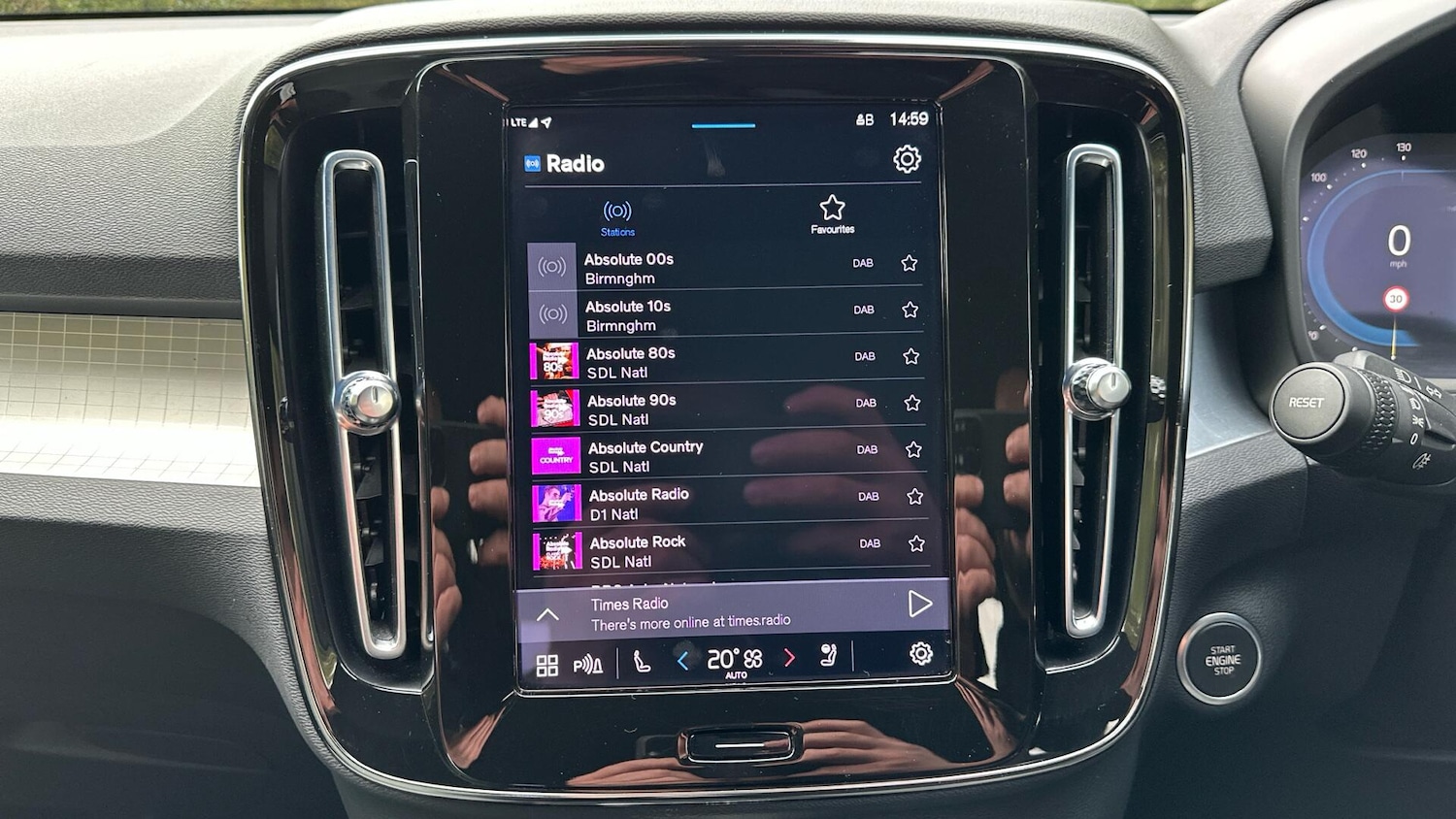 Used Volvo XC40 2022 for sale - 76942699: Photo 38