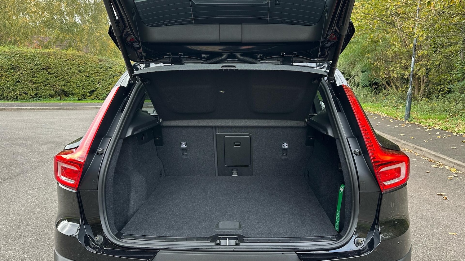 Used Volvo XC40 2022 for sale - 76942699: Photo 42