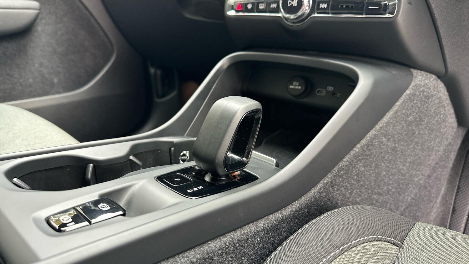 Used Volvo XC40 2022 for sale - 76942699: Photo 49