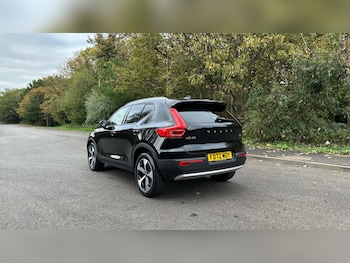 Used Volvo XC40 2022 for sale - 76942699: Photo