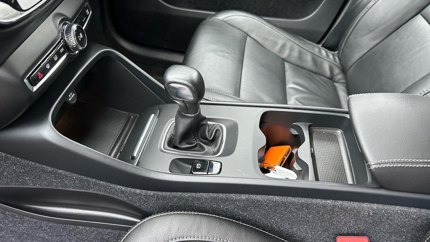 Used Volvo XC40 2021 for sale - 76659330: Photo 25