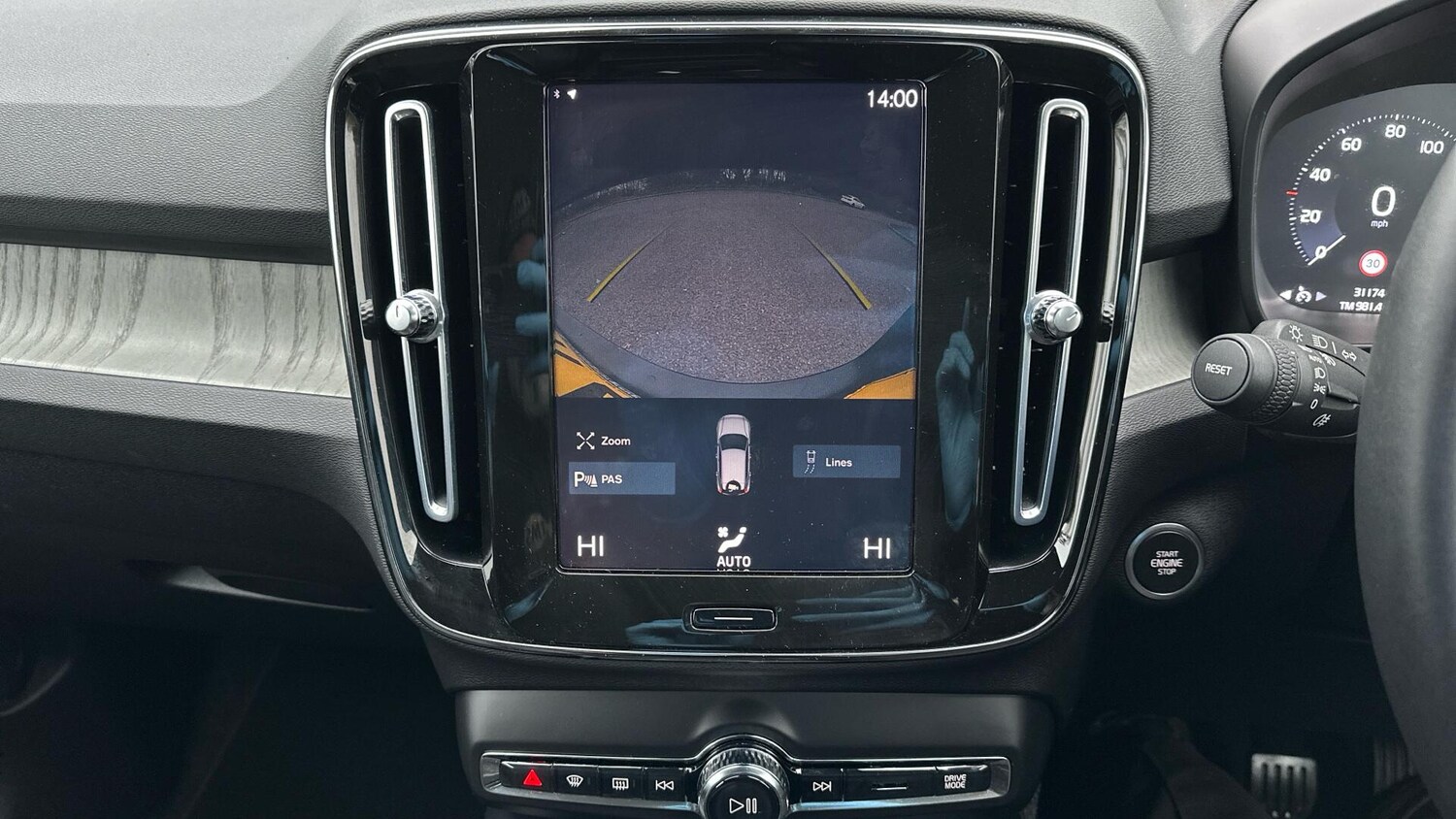 Used Volvo XC40 2021 for sale - 76659330: Photo 44