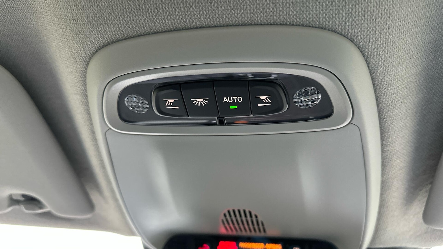 Used Volvo XC40 2021 for sale - 76659330: Photo 46