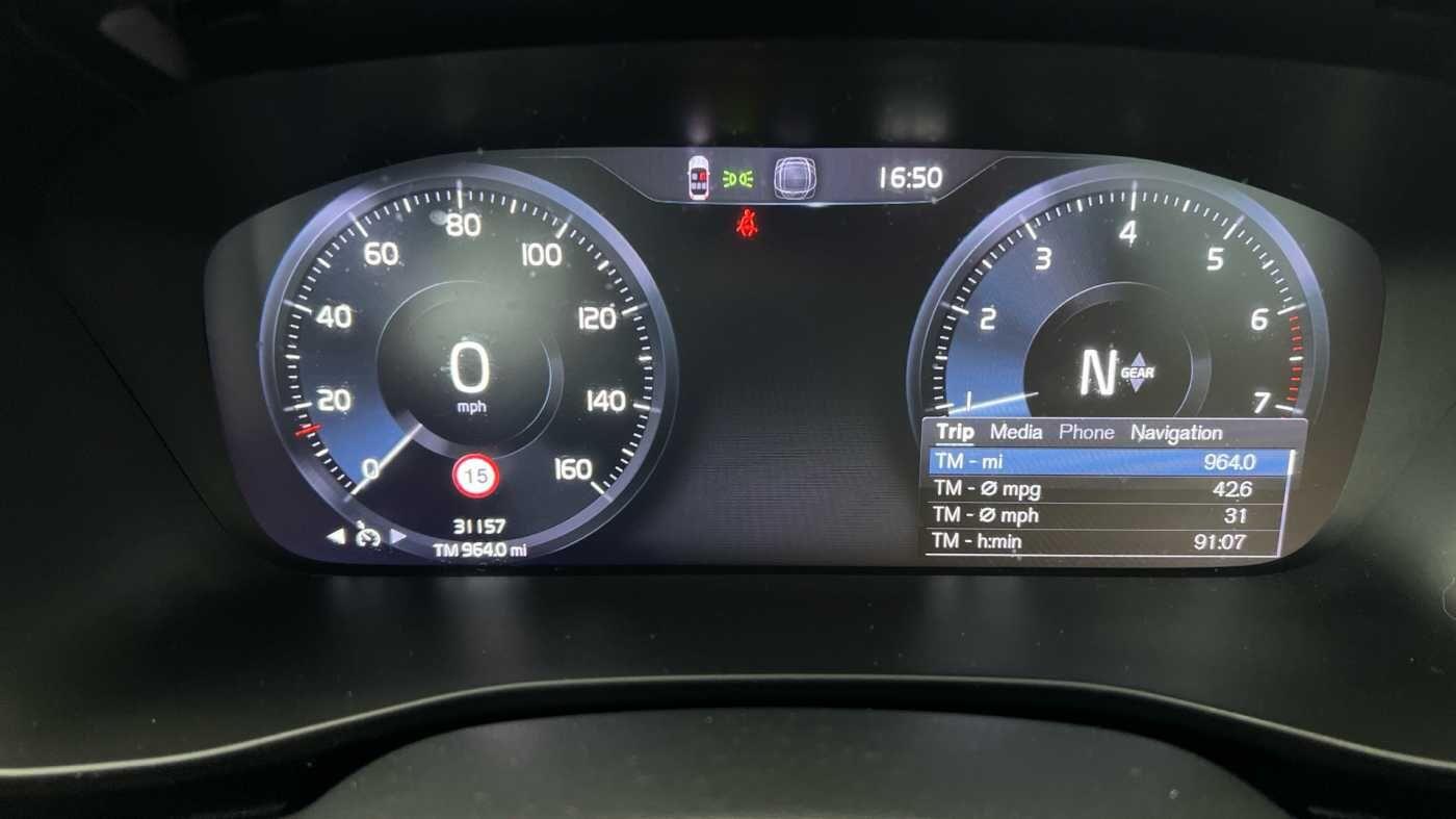 Used Volvo XC40 2021 for sale - 76659330: Photo 9