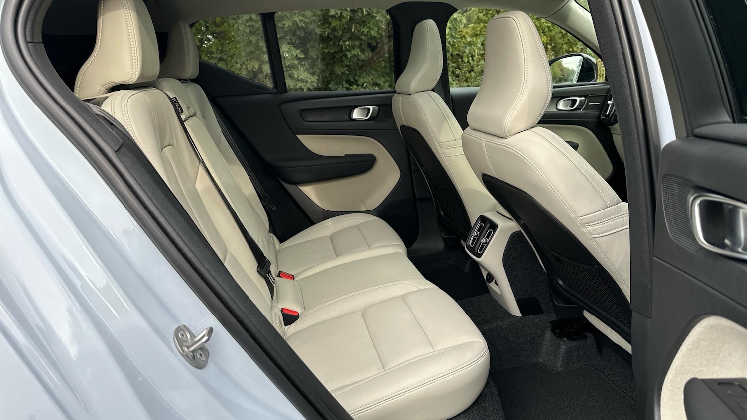 Used Volvo XC40 2025 for sale - 76336265: Photo 18