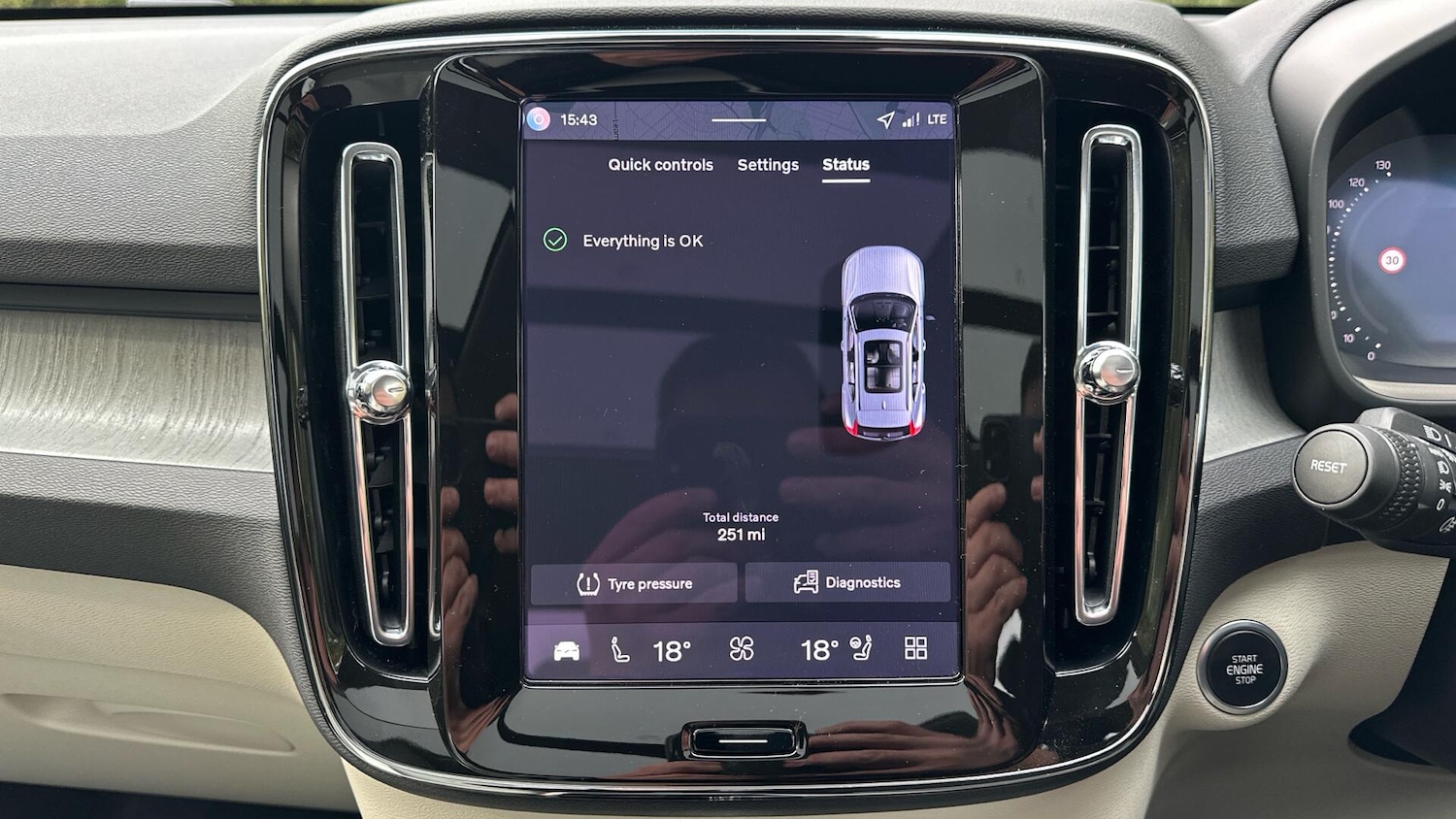 Used Volvo XC40 2025 for sale - 76336265: Photo 38