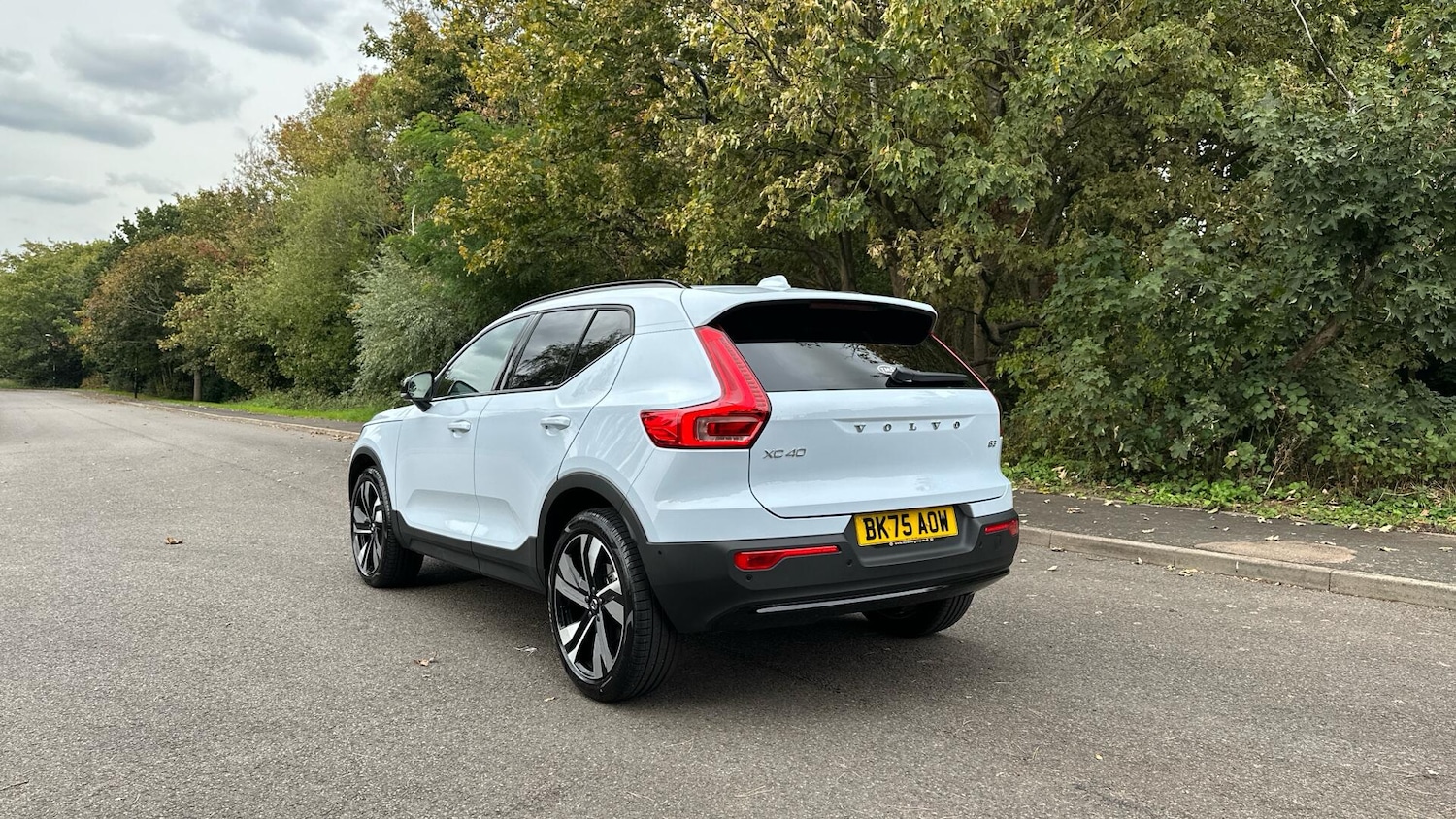 Used Volvo XC40 2025 for sale - 76336265: Photo 4