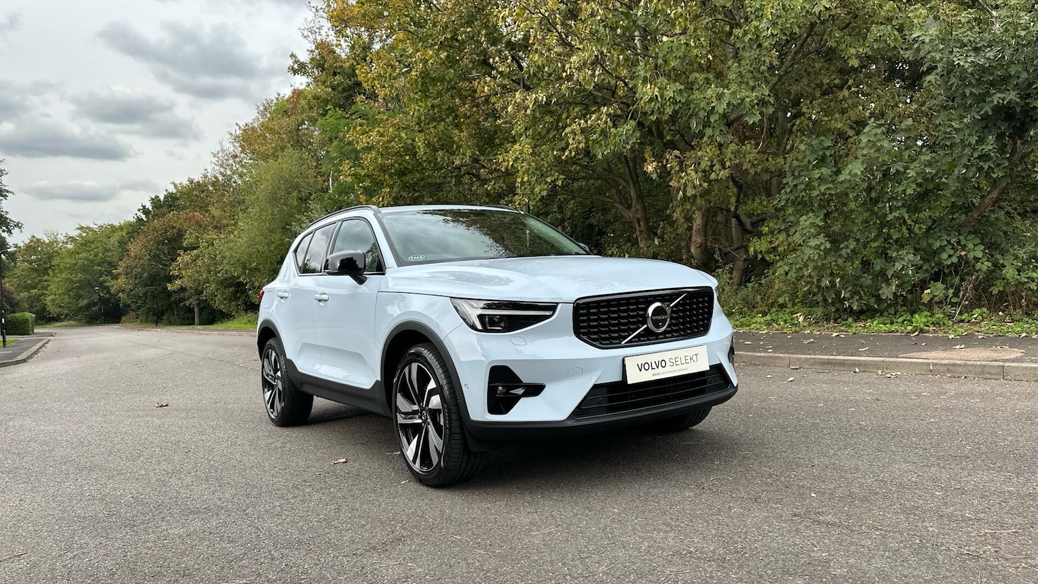 Used Volvo XC40 2025 for sale - 76336265: Photo 5
