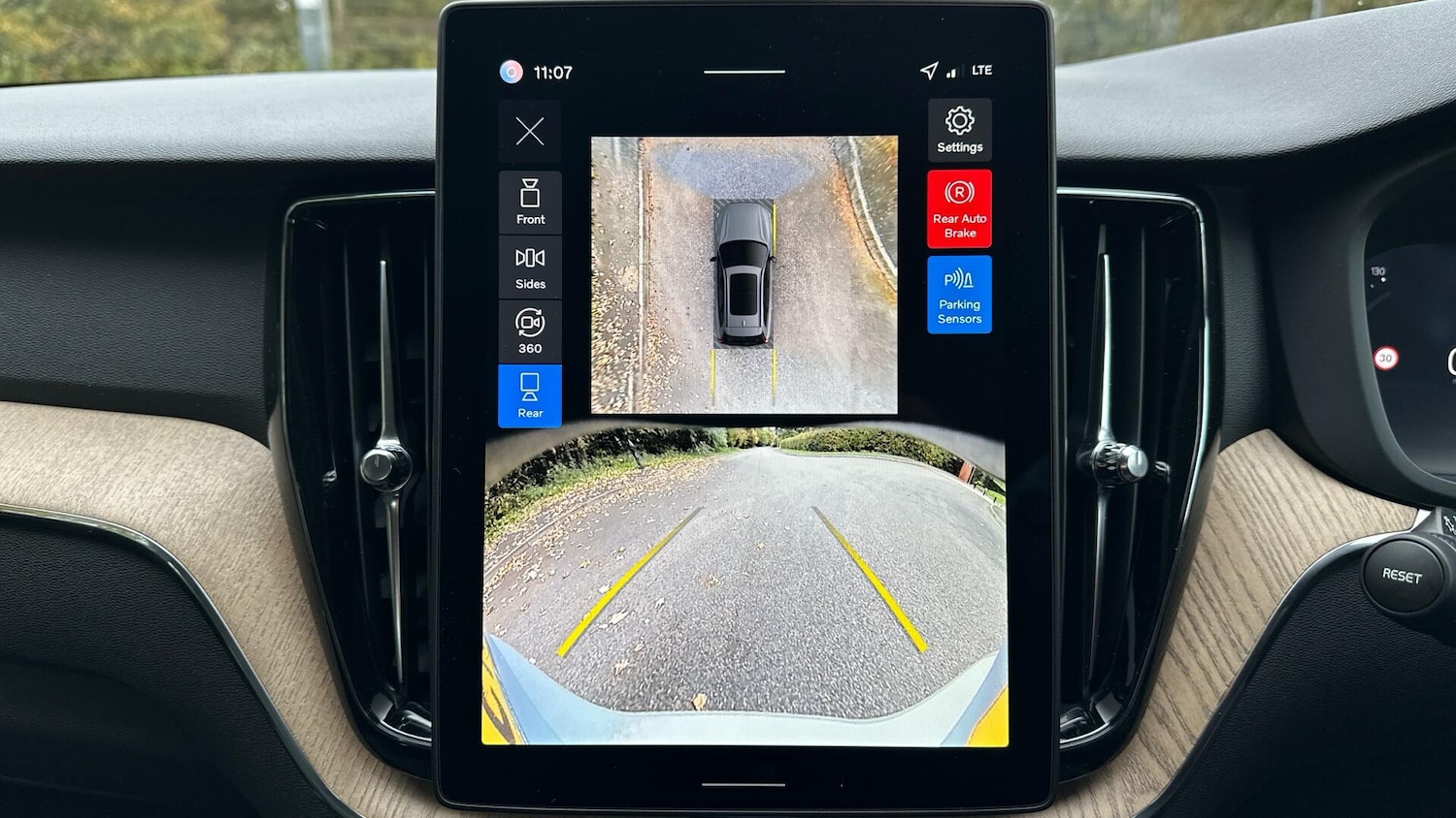 Used Volvo XC60 2025 for sale - 76337308: Photo 37