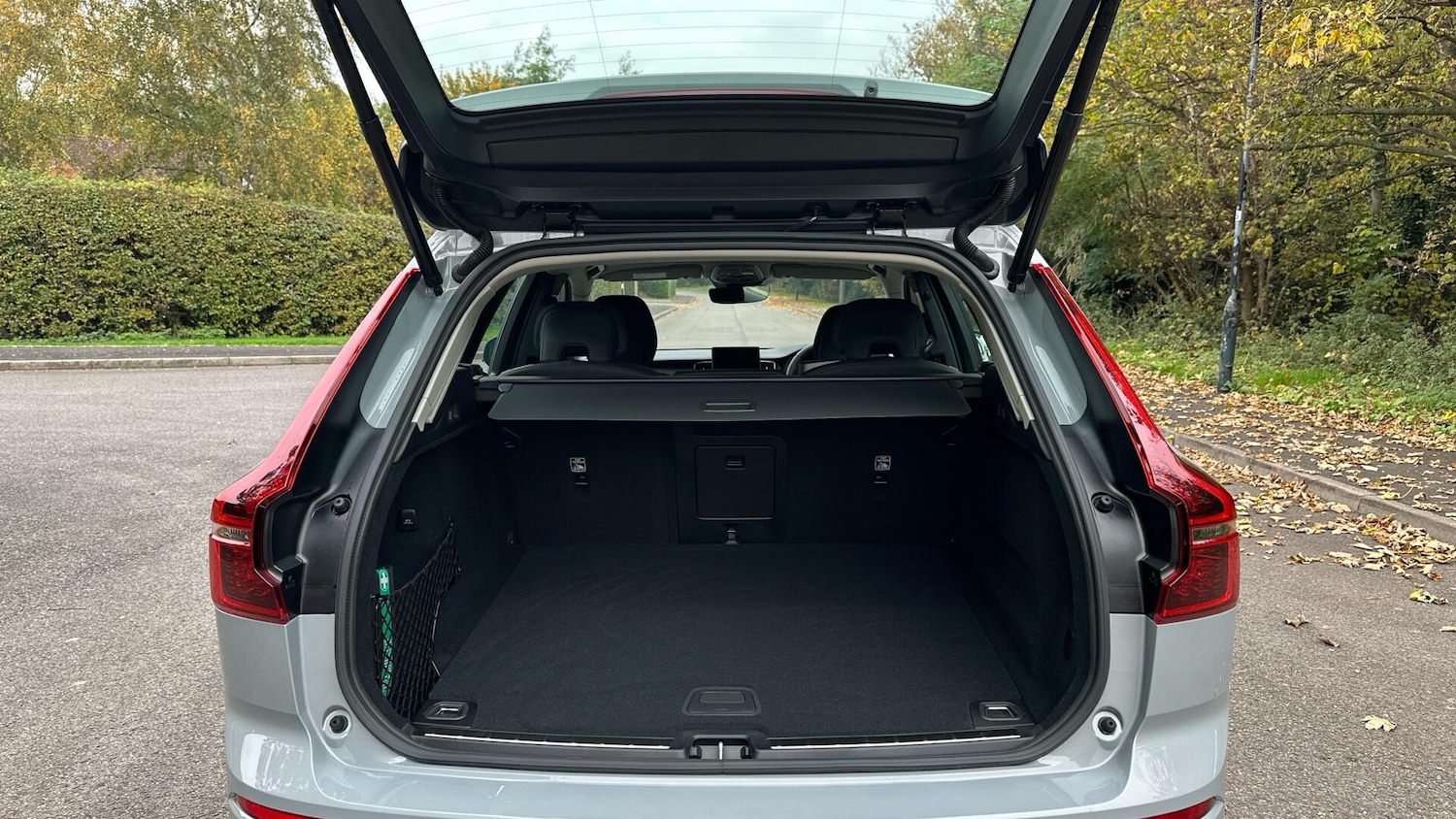 Used Volvo XC60 2025 for sale - 76337308: Photo 40