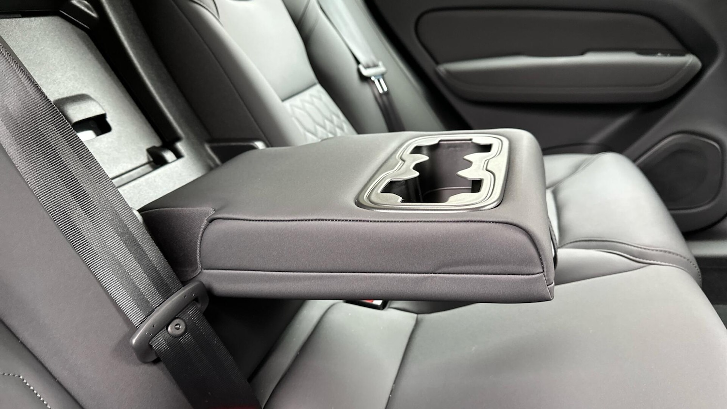 Used Volvo XC60 2025 for sale - 76337308: Photo 47