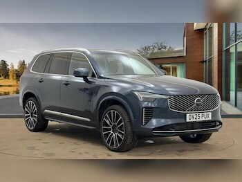 2025 (25) - 2.0 T8 PHEV Ultra Dark 5dr AWD Geartronic