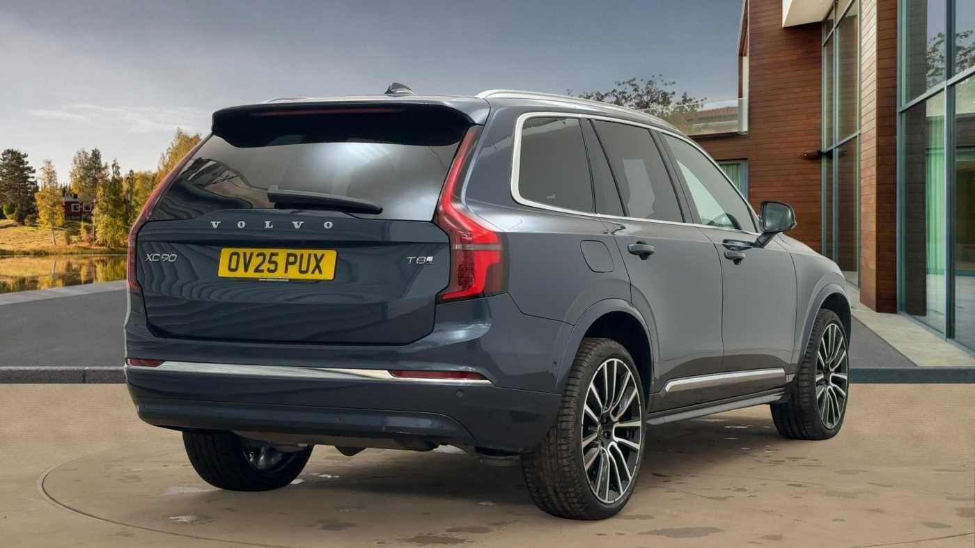 Used Volvo XC90 2025 for sale - 76918596: Photo 3