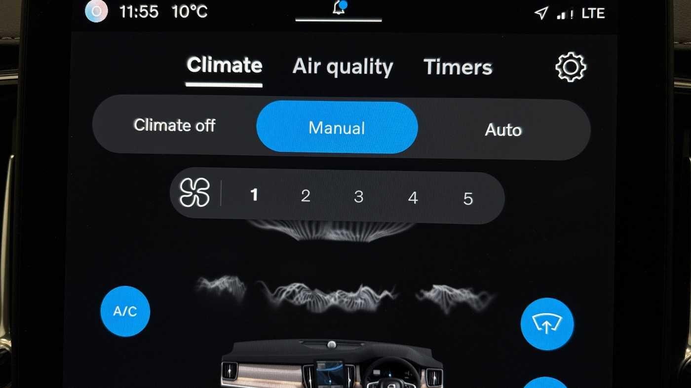 Used Volvo XC90 2025 for sale - 76918596: Photo 40