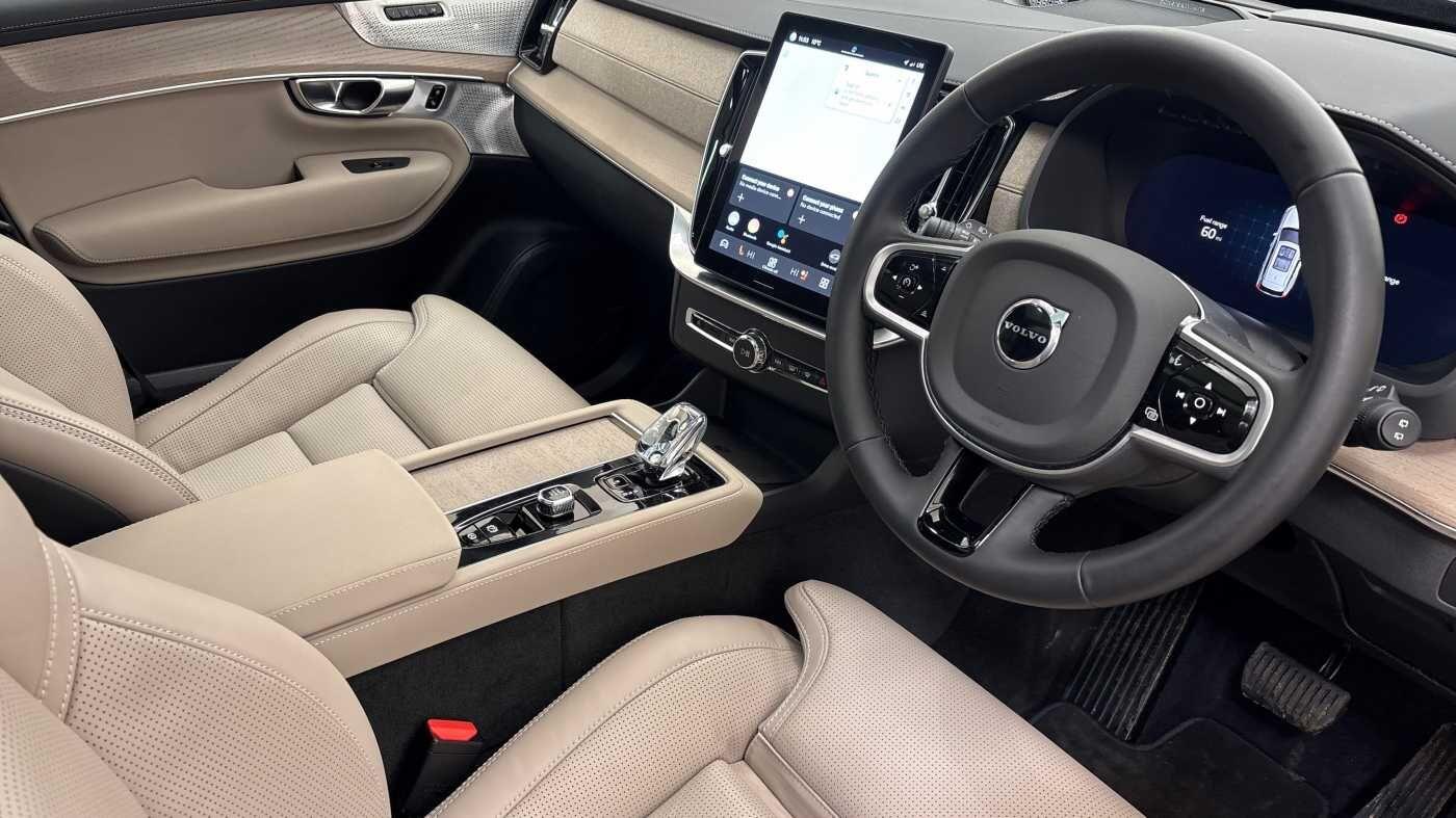 Used Volvo XC90 2025 for sale - 76918596: Photo 9