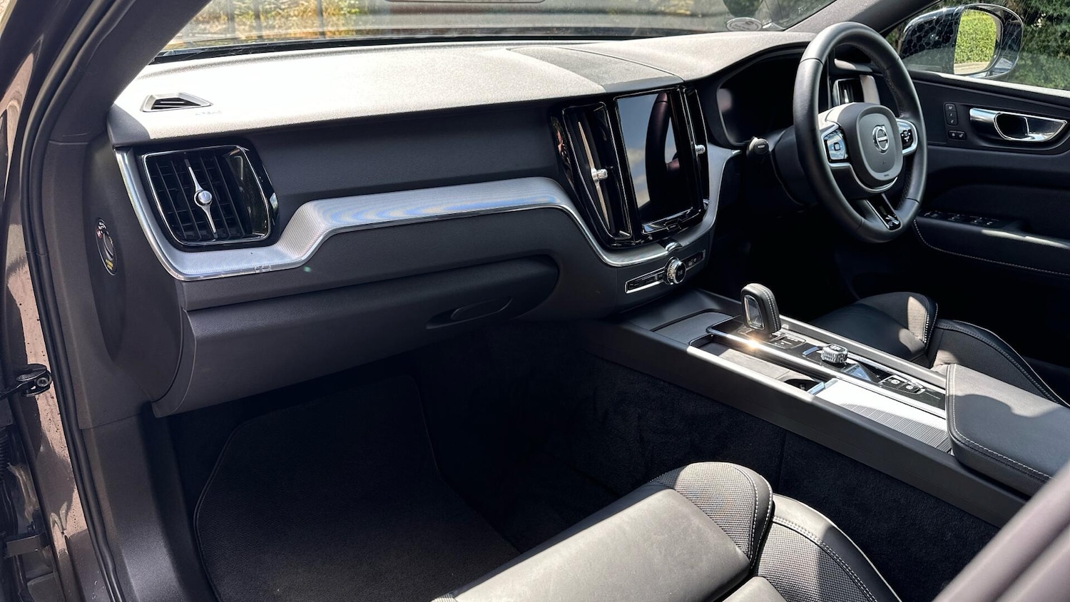 Used Volvo XC60 2021 for sale - 76336617: Photo 16