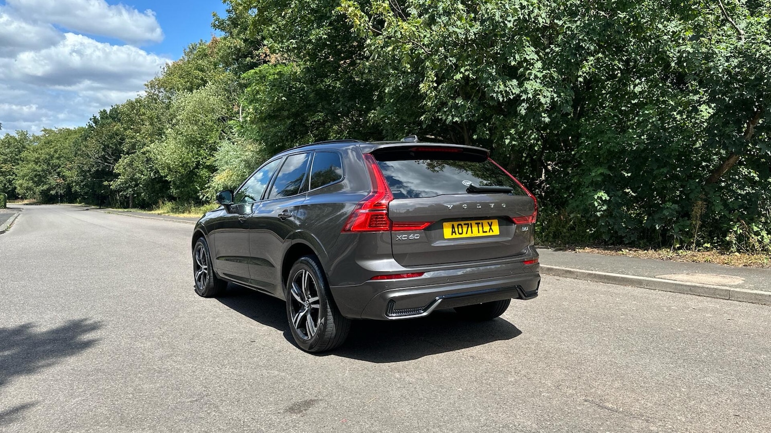 Used Volvo XC60 2021 for sale - 76336617: Photo 4