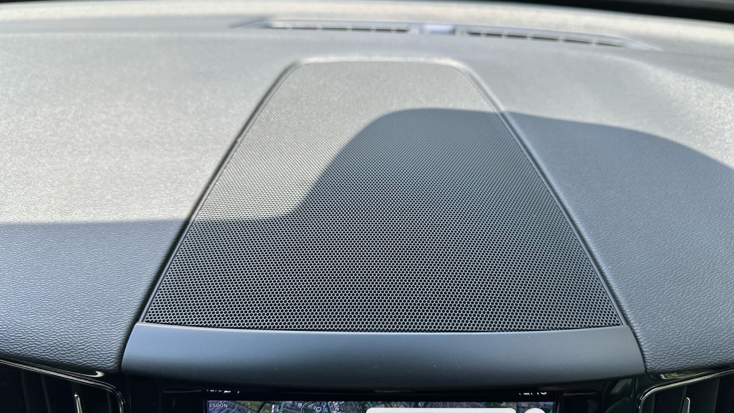 Used Volvo XC60 2021 for sale - 76336617: Photo 46