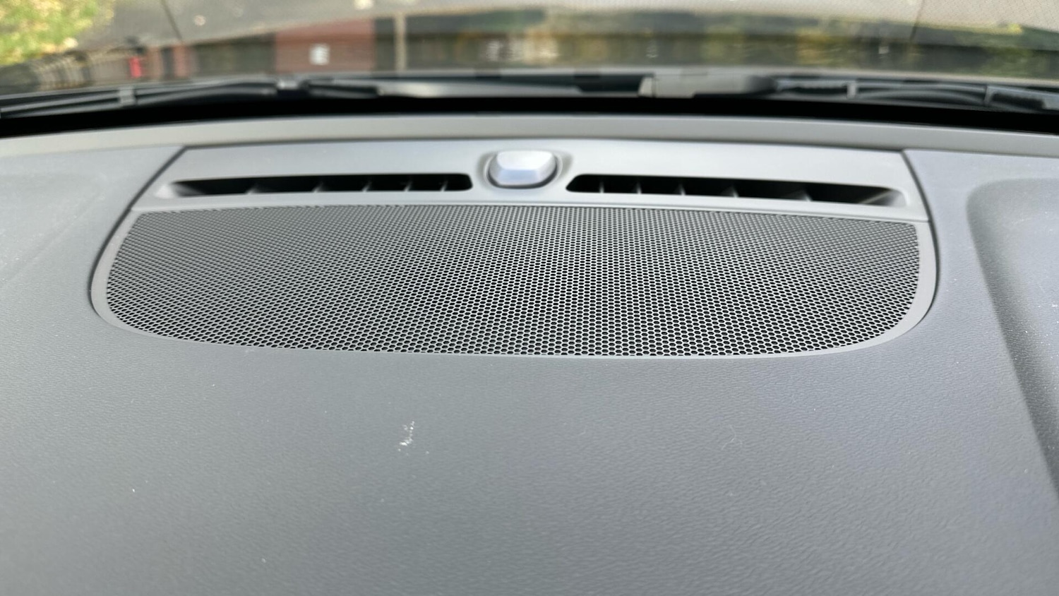 Used Volvo XC40 for sale - 76538501: Photo 25