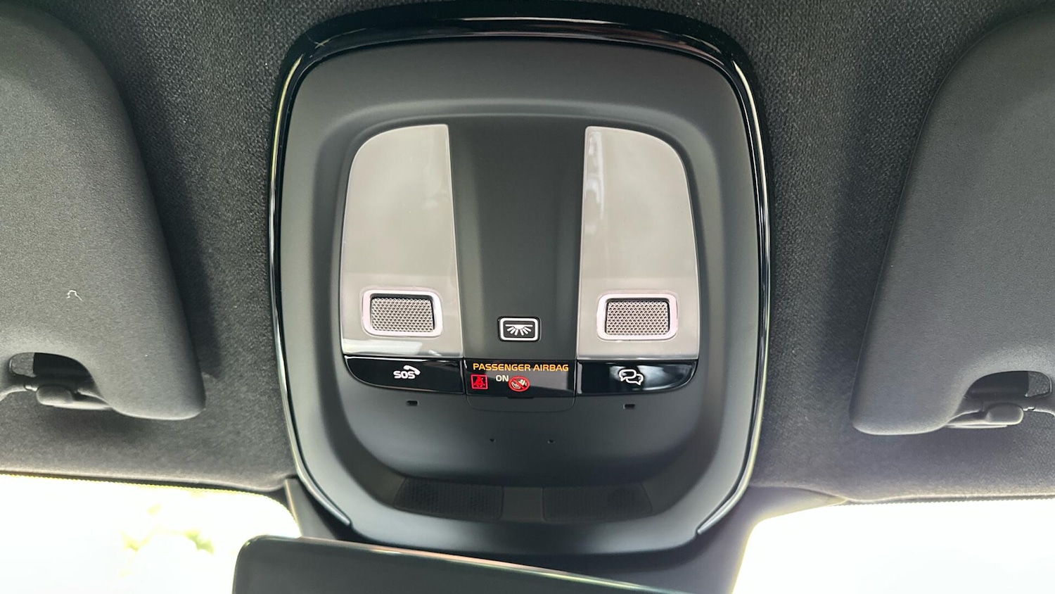 Used Volvo XC40 for sale - 76538501: Photo 28