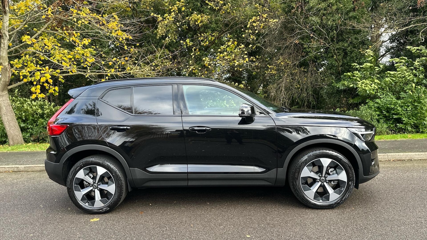Used Volvo XC40 for sale - 76538501: Photo 35
