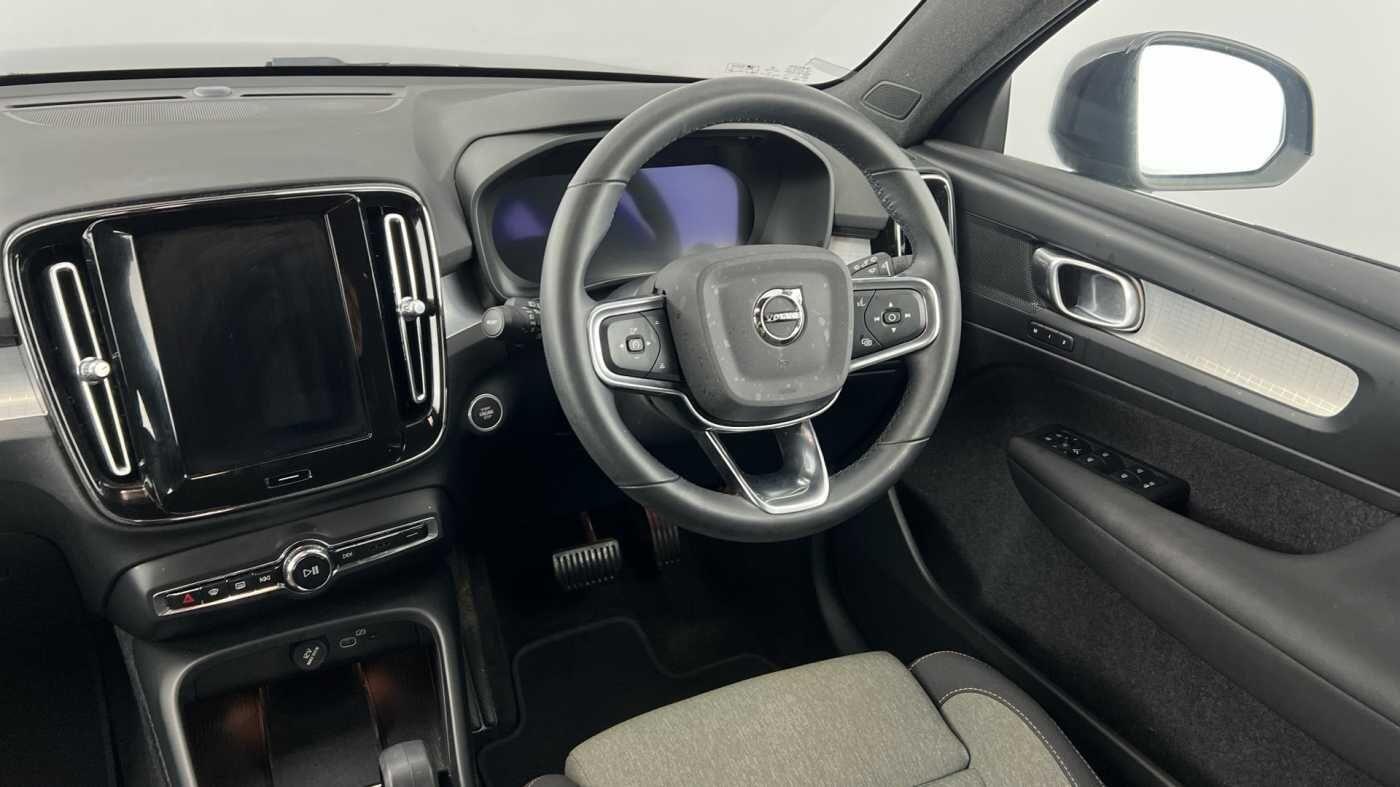 Used Volvo XC40 2022 for sale - 77040234: Photo 8