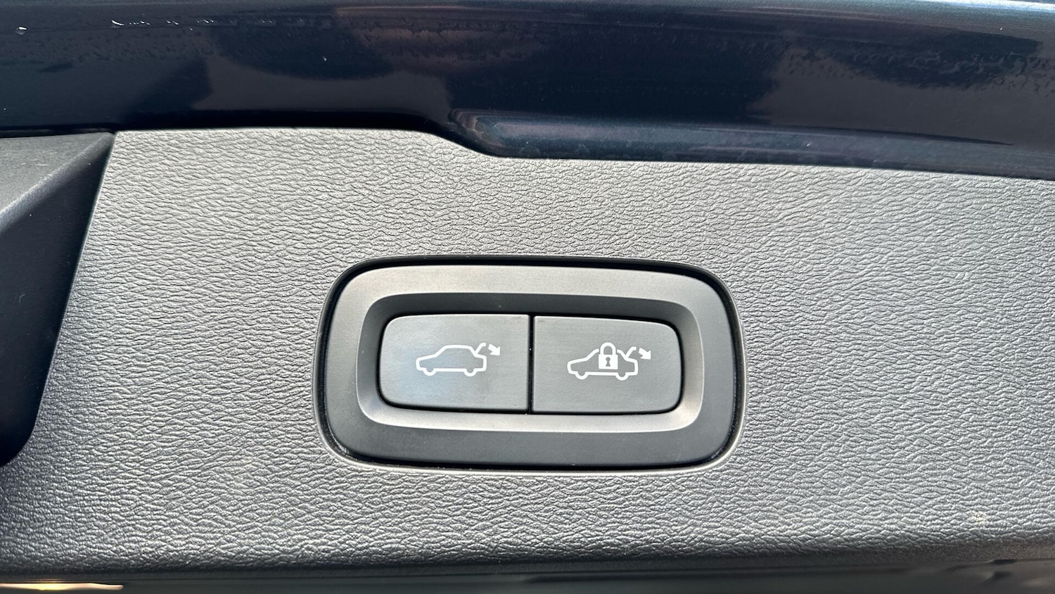 Used Volvo V60 2021 for sale - 76337364: Photo 34