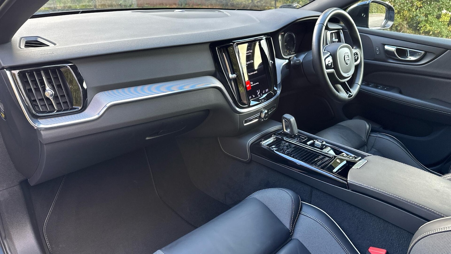 Used Volvo V60 2021 for sale - 76337364: Photo 38