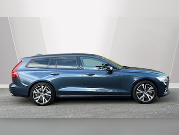 Used Volvo V60 2021 for sale - 76337364: Photo