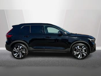 Used Volvo XC40 2026 for sale - 79131973: Photo