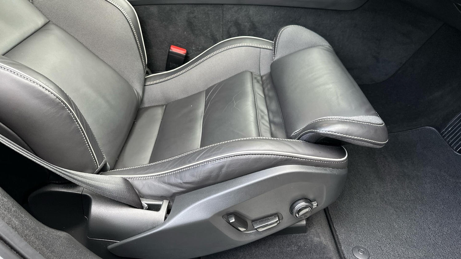 Used Volvo XC60 2022 for sale - 76584865: Photo 30