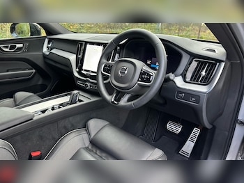 Used Volvo XC60 2022 for sale - 76584865: Photo