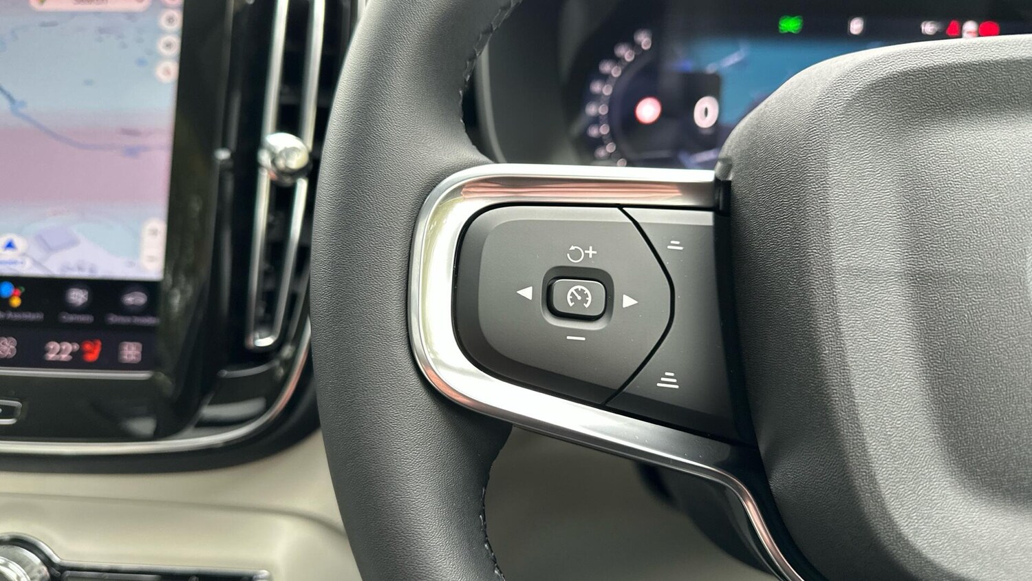 Used Volvo XC40 2025 for sale - 77673022: Photo 21