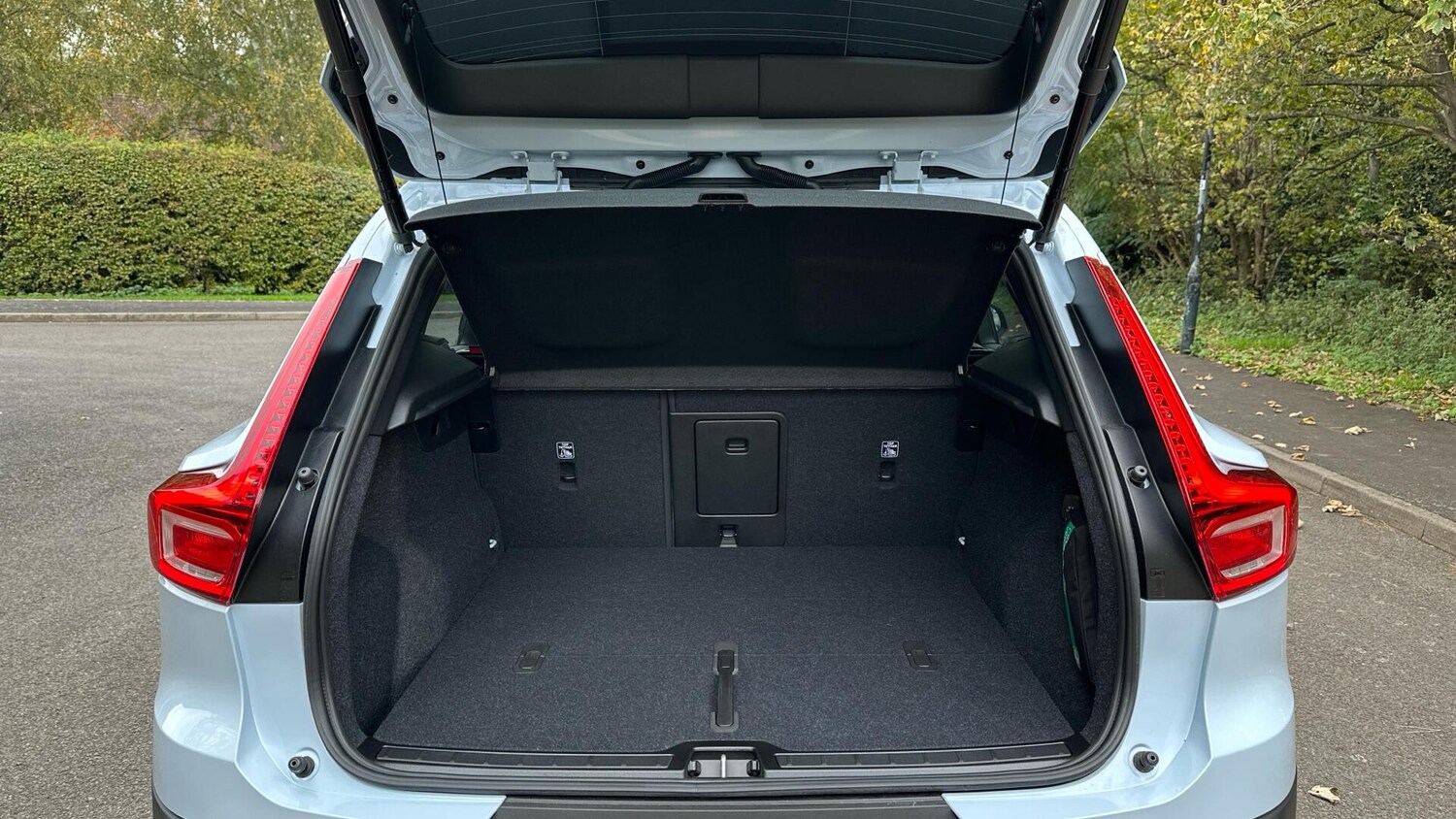 Used Volvo XC40 2025 for sale - 77673022: Photo 42