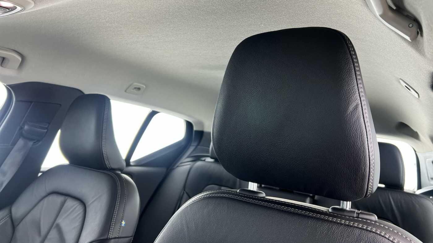 Used Volvo XC40 2021 for sale - 77673010: Photo 11