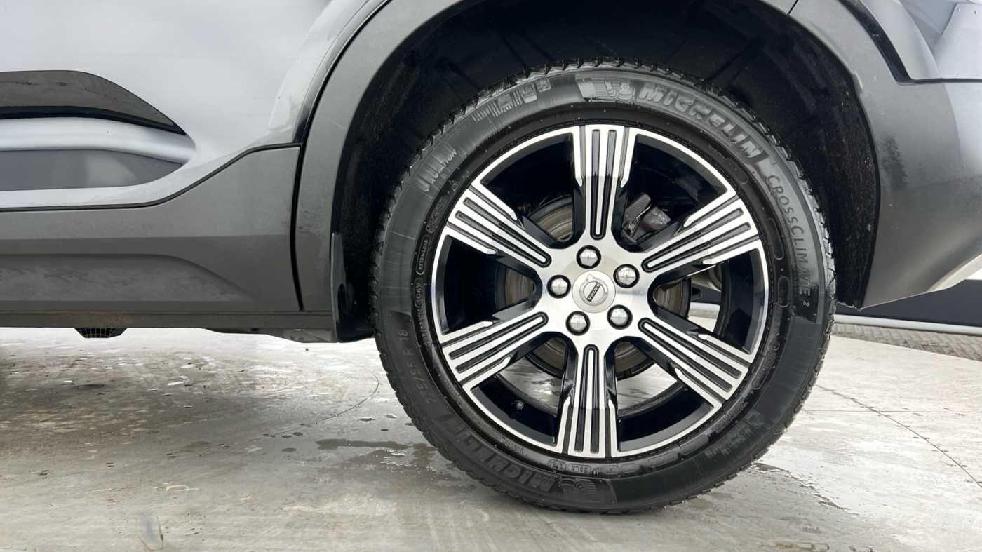 Used Volvo XC40 2021 for sale - 77673010: Photo 4