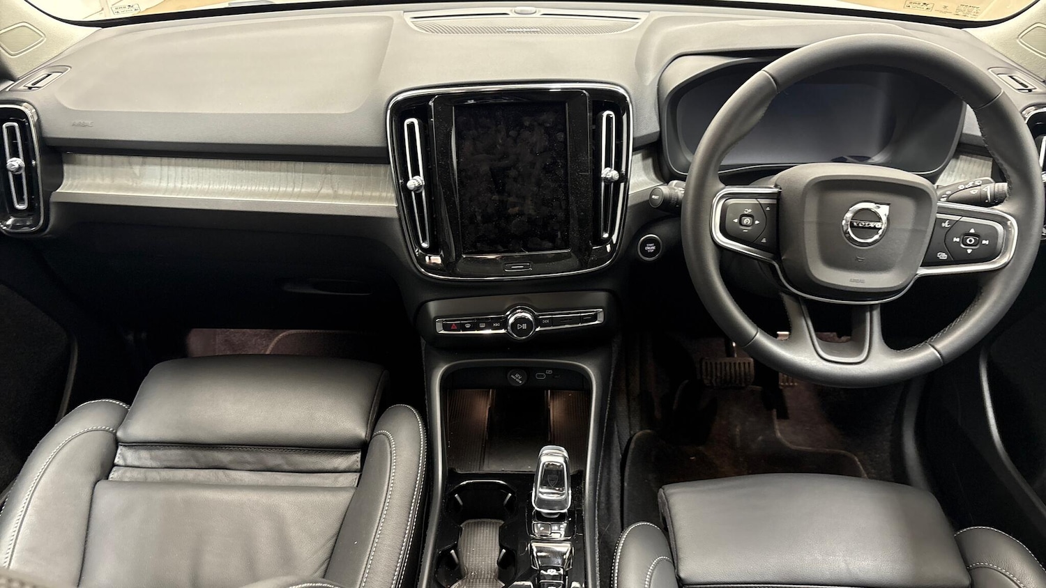 Used Volvo XC40 2025 for sale - 77723206: Photo 10