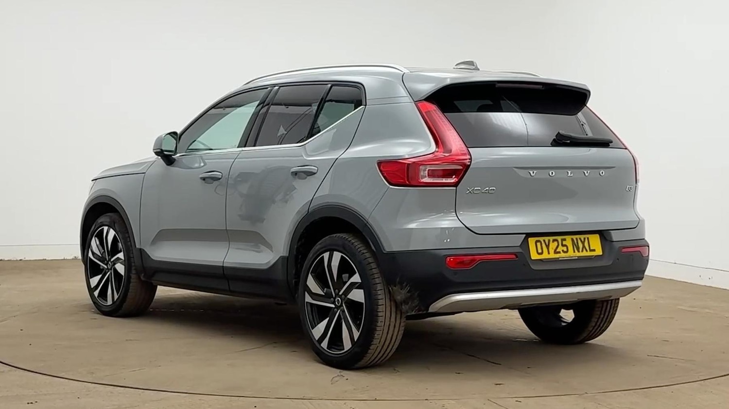 Used Volvo XC40 2025 for sale - 77723206: Photo 5