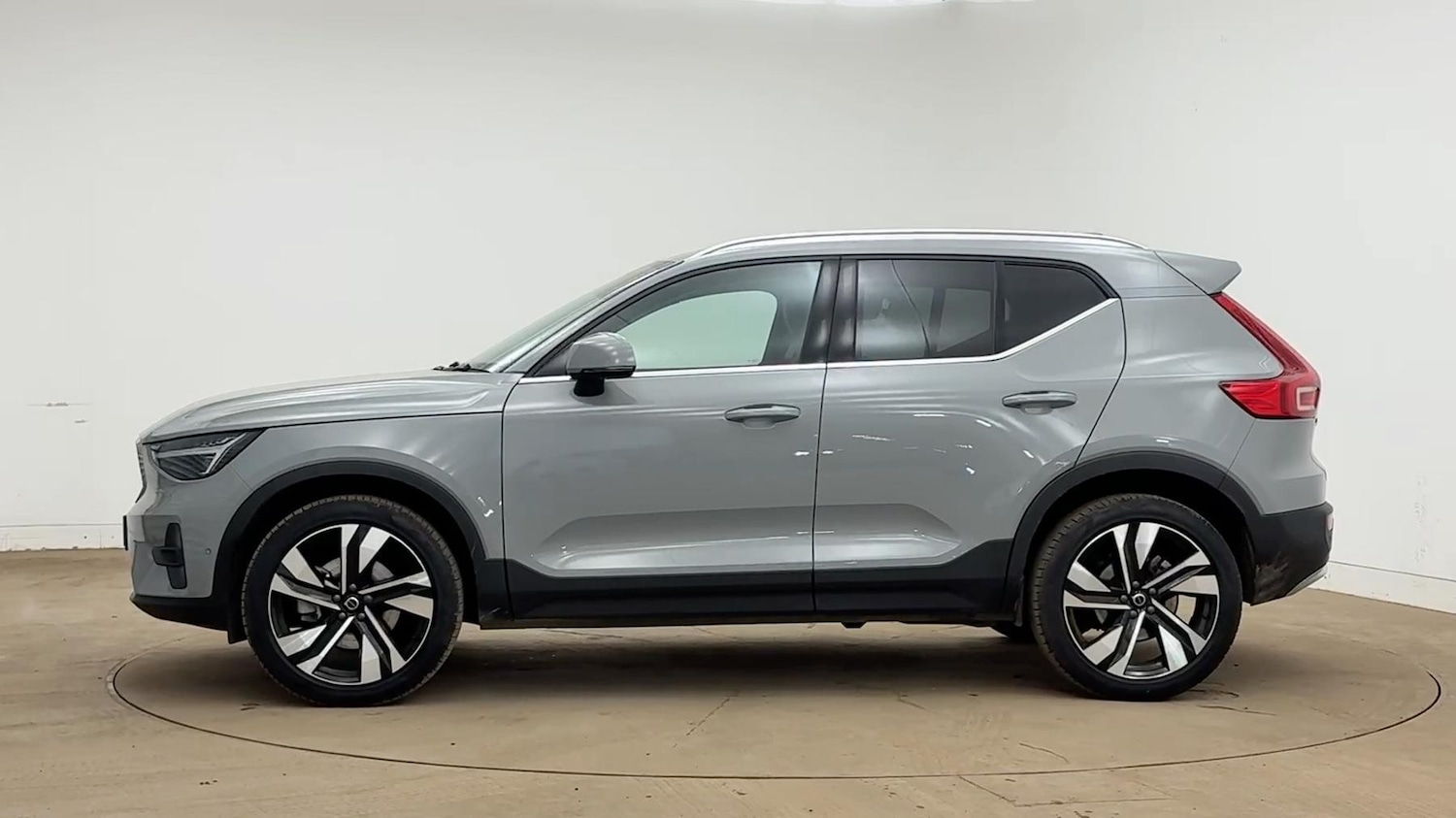 Used Volvo XC40 2025 for sale - 77723206: Photo 6