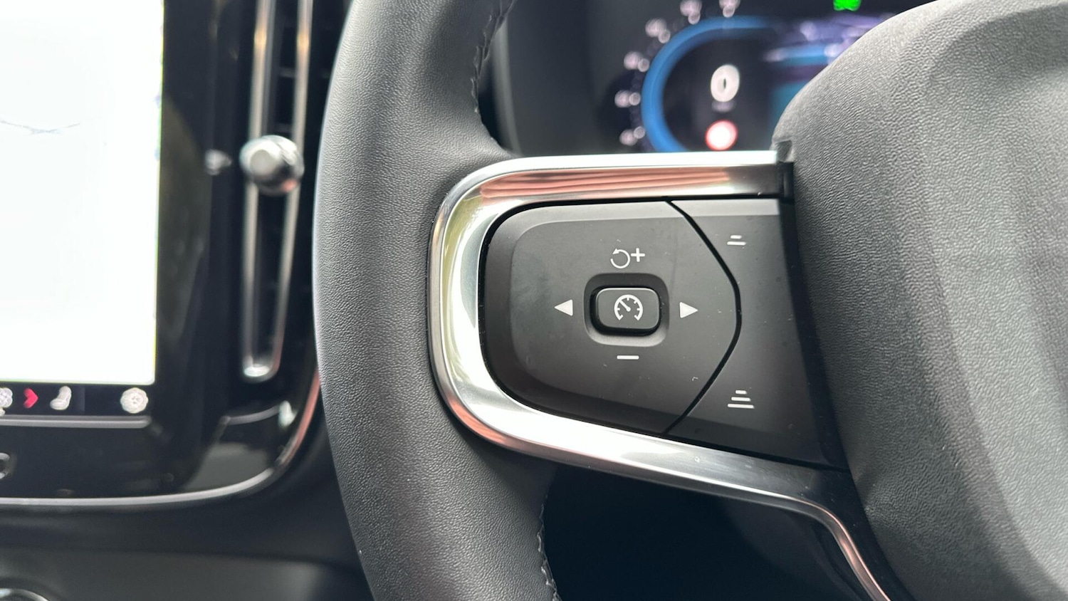 Used Volvo C40 2023 for sale - 76585458: Photo 21