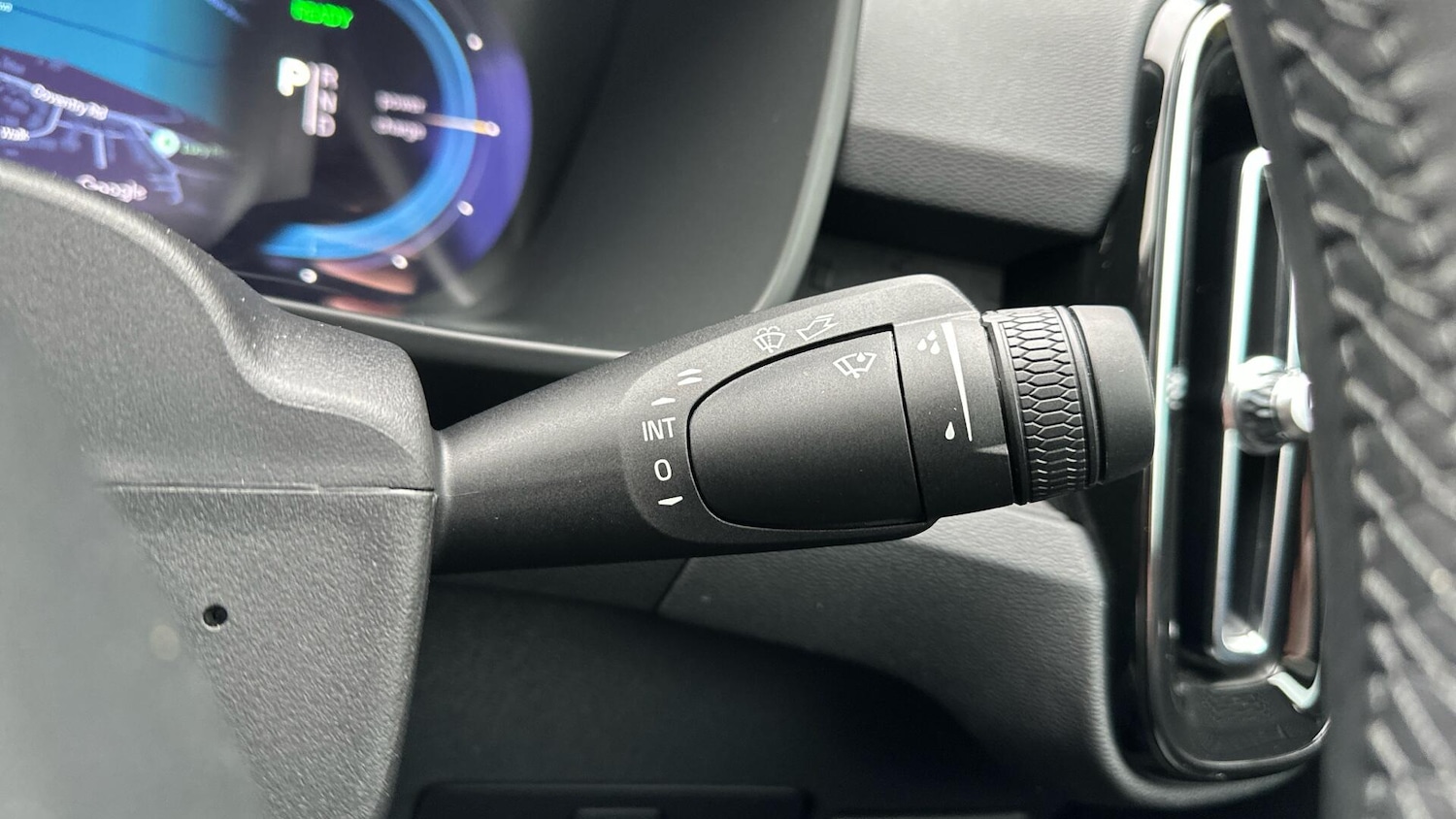 Used Volvo C40 2023 for sale - 76585458: Photo 23