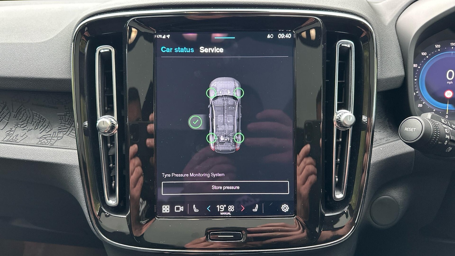 Used Volvo C40 2023 for sale - 76585458: Photo 36