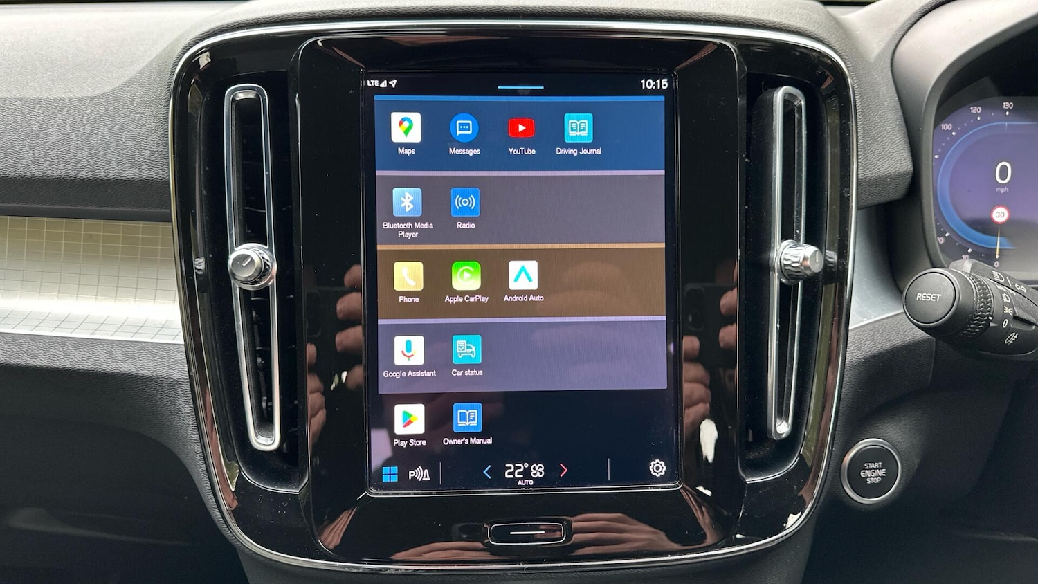 Used Volvo XC40 2022 for sale - 76336172: Photo 17