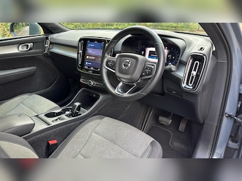 Used Volvo XC40 2022 for sale - 76336172: Photo