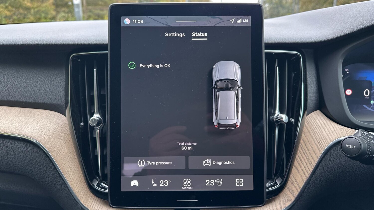 Used Volvo XC60 2025 for sale - 77672976: Photo 14